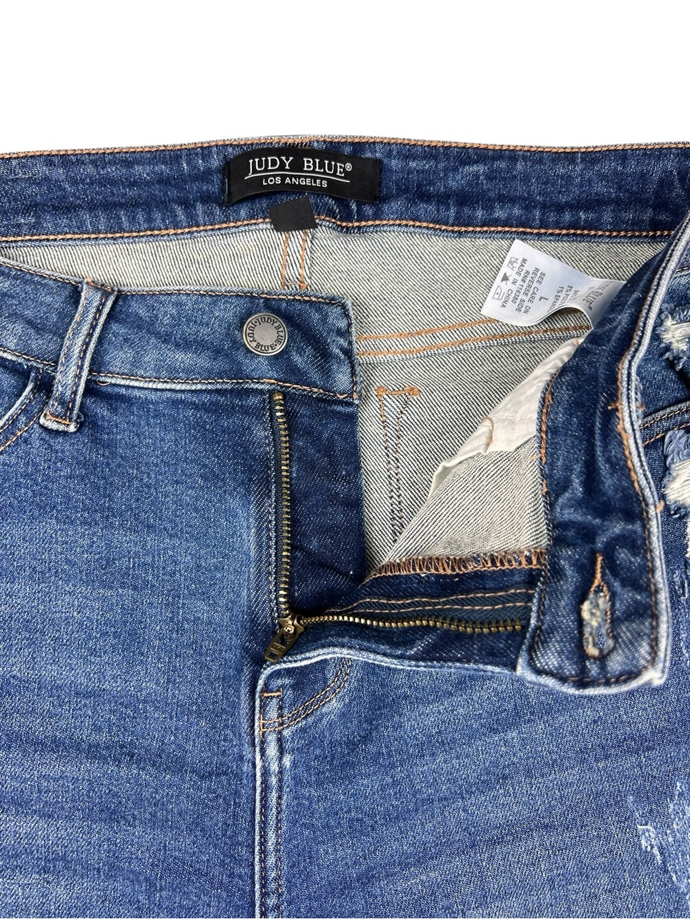 Judy Blue Shorts Women Large bermuda Distressed Denim Rolled Cuff Casual Stretch - Picture 2 of 10